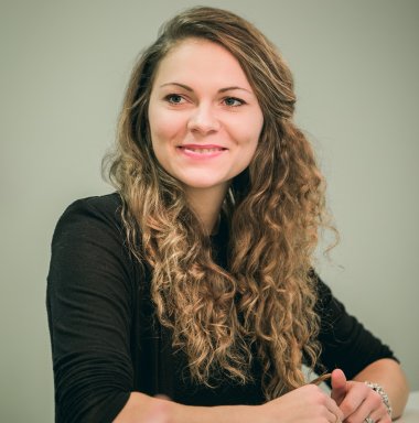 Portraitfoto von Klimaanpassungsmanagerin Anja Jung